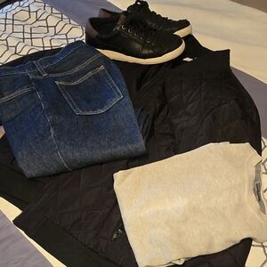 Black Quilted Jacket and Blue Jeans Set